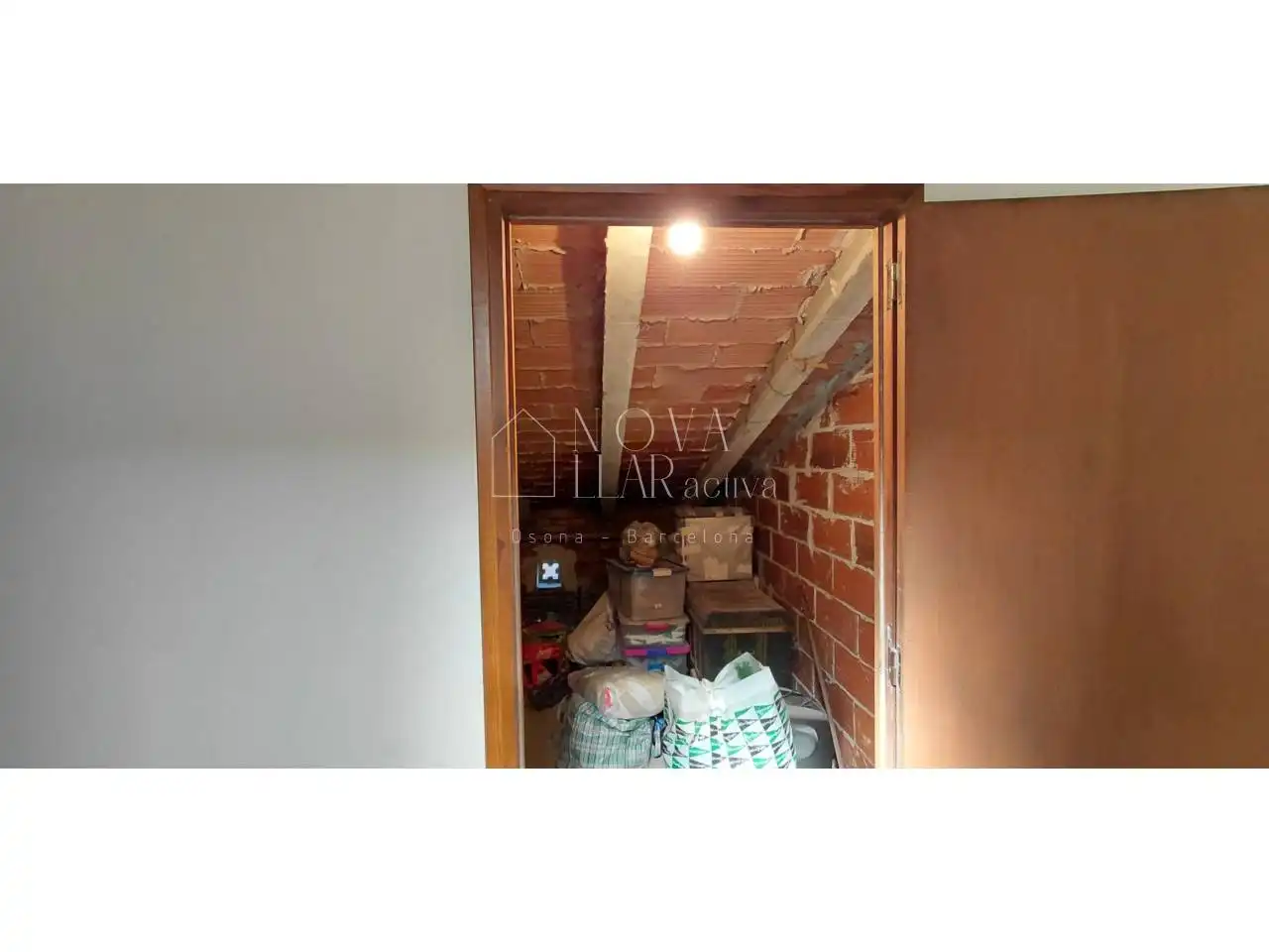 Wohnungen zum Verkauf in Centelles mit Heizung und Balkon