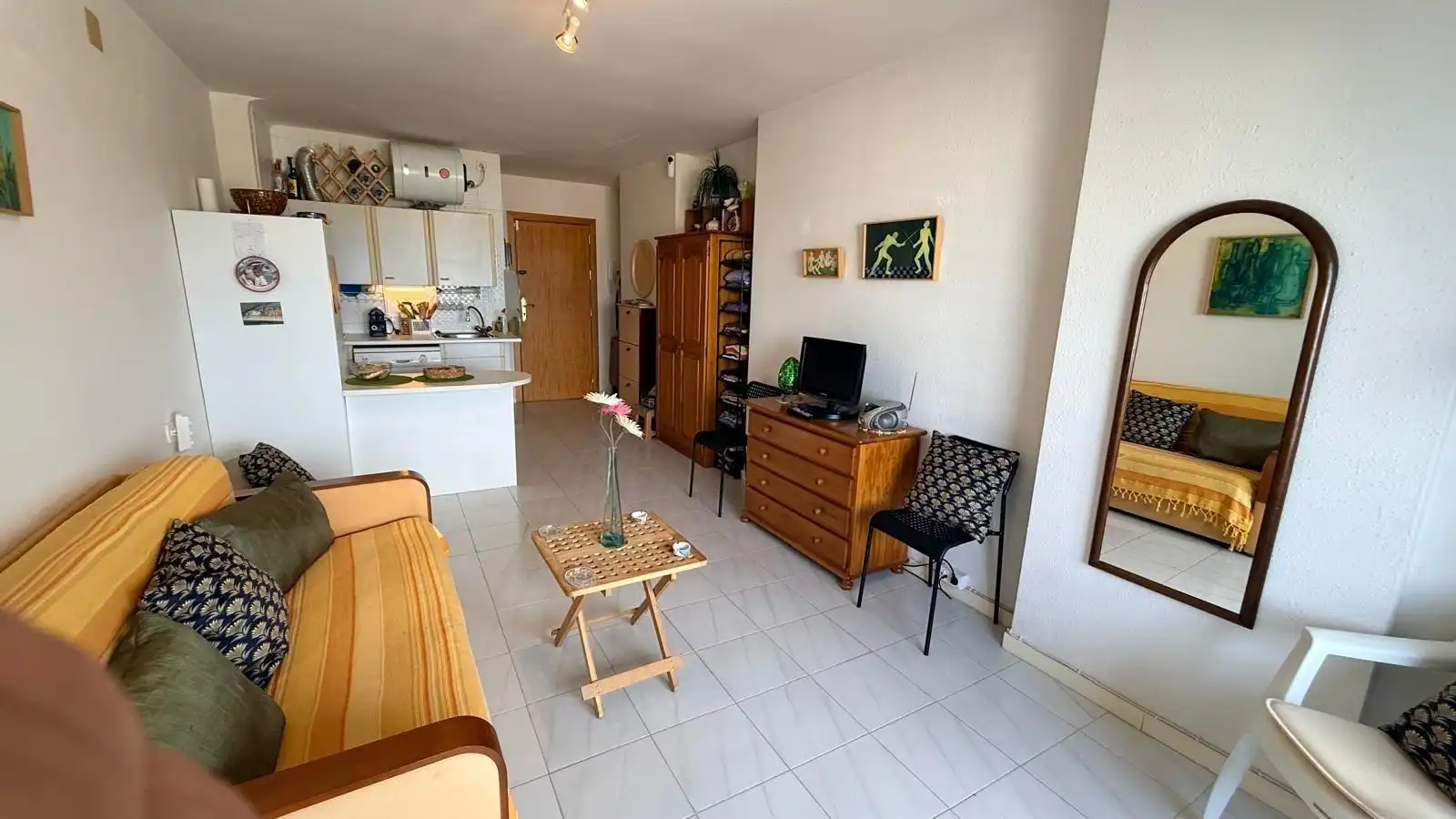 Sala d'estar de Apartament en venda en Empuriabrava amb Terrassa i Balcó