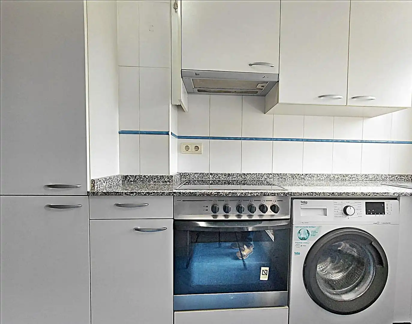 Cocina de Piso en venta en Vilagarcía de Arousa con Calefacción, Jardín privado y Terraza
