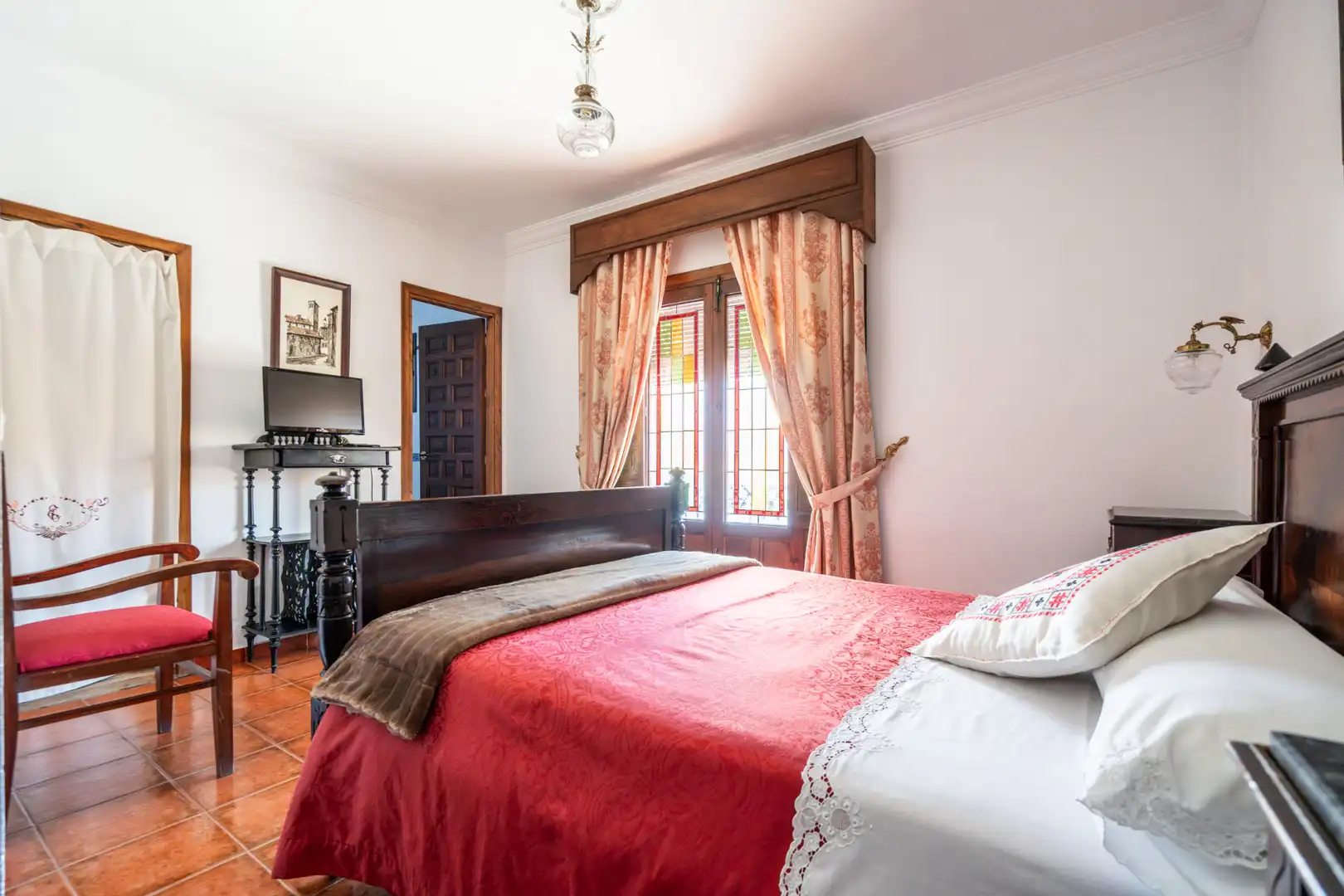 Habitación de Edificio en venta en El Toboso con Alarma