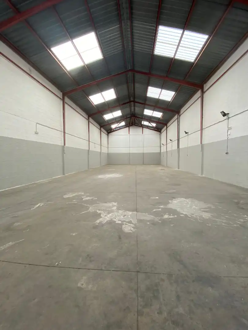 Industrial building for sale in Oeste, imagen 5