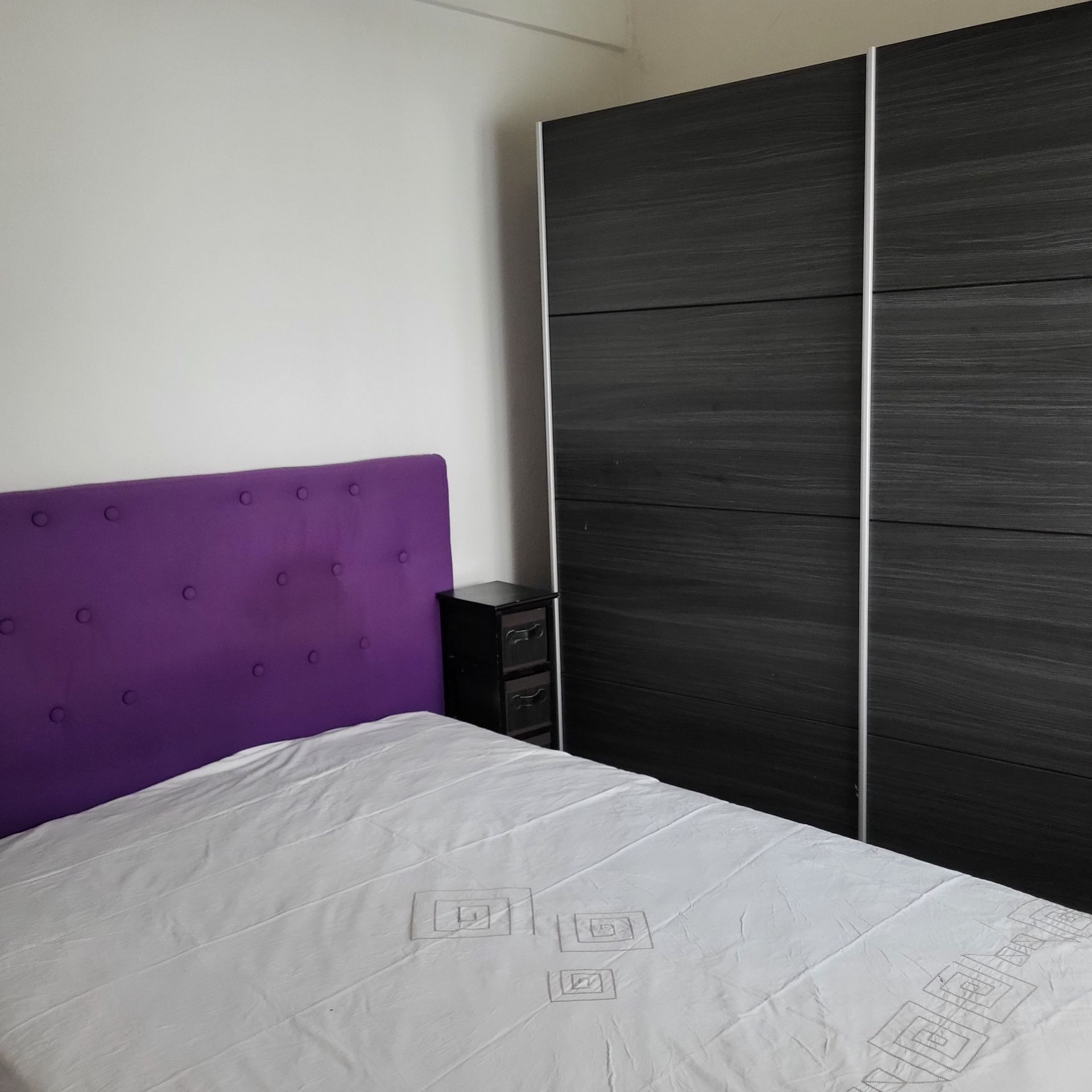 Dormitori de Pis en venda en Ávila Capital amb Calefacció, Terrassa i Moblat