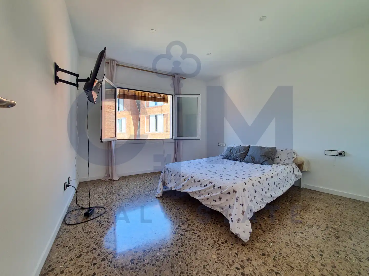 Habitación de Piso en venta en Terrassa con Aire acondicionado, Calefacción y Terraza