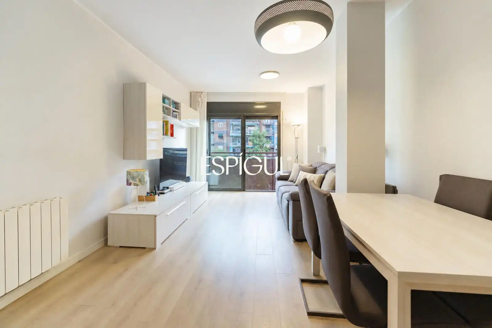 Sala d'estar de Pis en venda en Gràcia