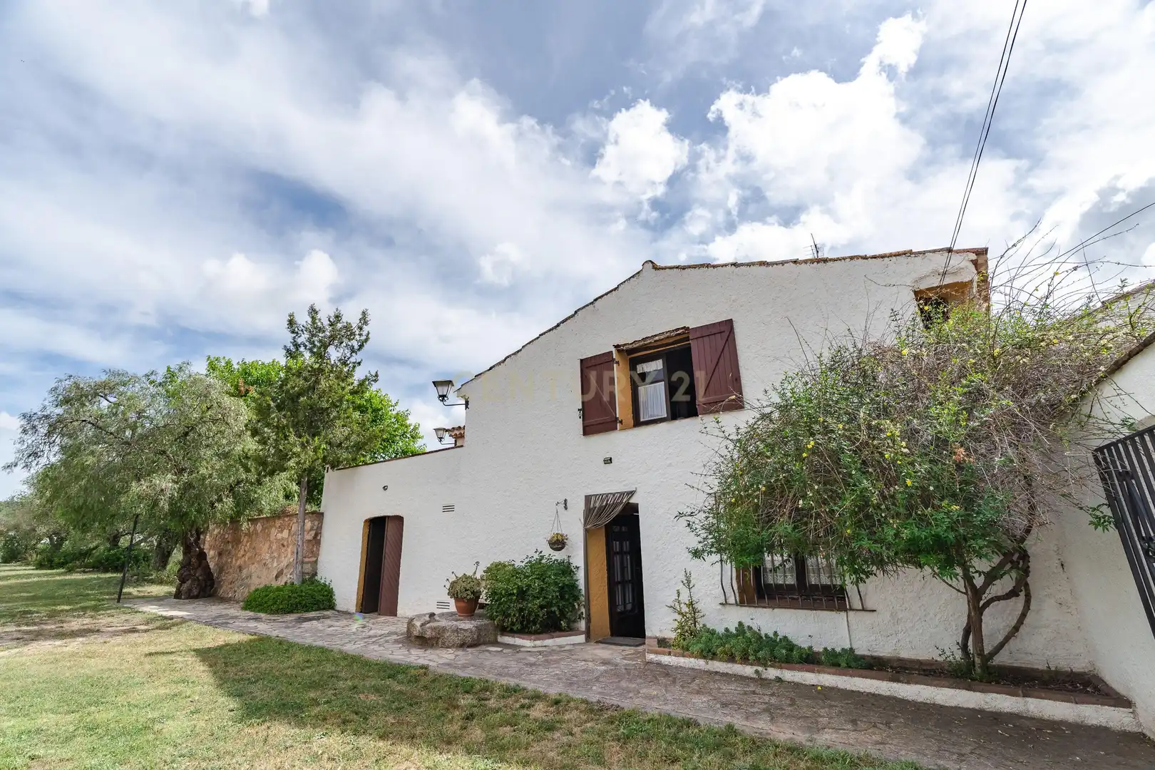 Außenansicht von Haus oder Chalet zum Verkauf in Vespella de Gaià mit Privatgarten, Abstellraum und Balkon