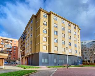 Vista exterior de Pis en venda en  Pamplona / Iruña amb Calefacció i Parquet