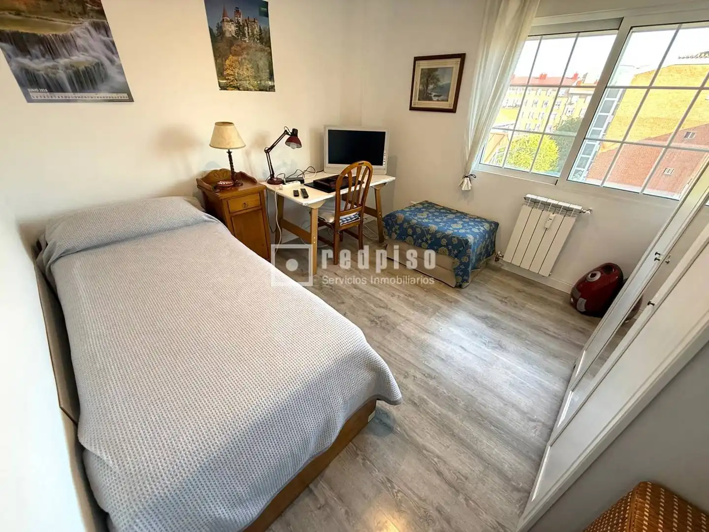 Bedroom of Flat for sale in Madrid  with Air Conditioner, Heating and Private garden
