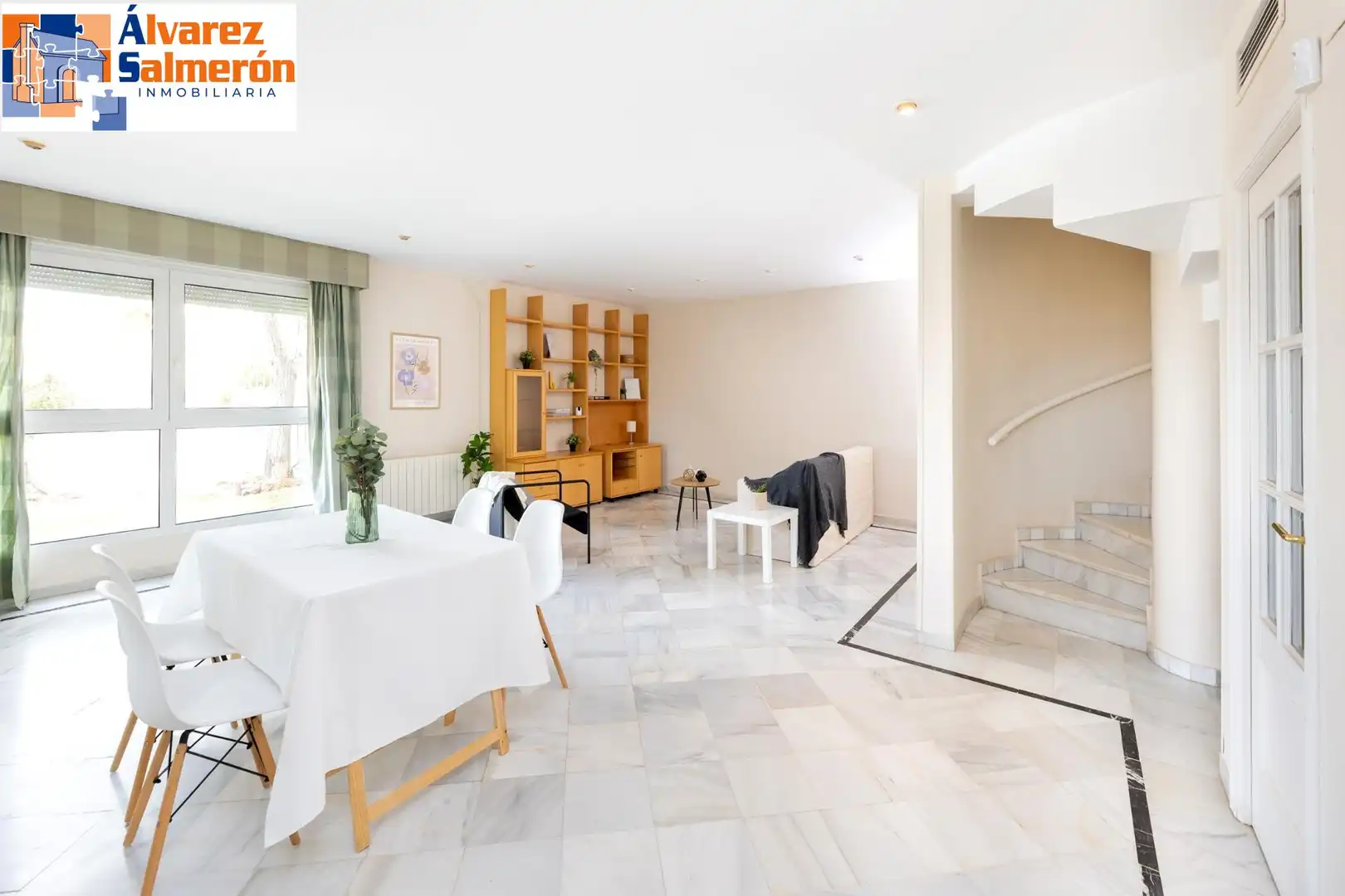 Houses for sale in Granada  with Air Conditioner, Private garden and Terrace