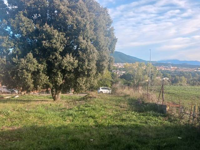 Terreno residencial en Venta en Avinguda de Castellar, 36 en Can Font - Ca n'Avellaneda