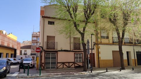 Foto 3 de Casa adosada en venta en Calle Corredera, Almansa, Albacete