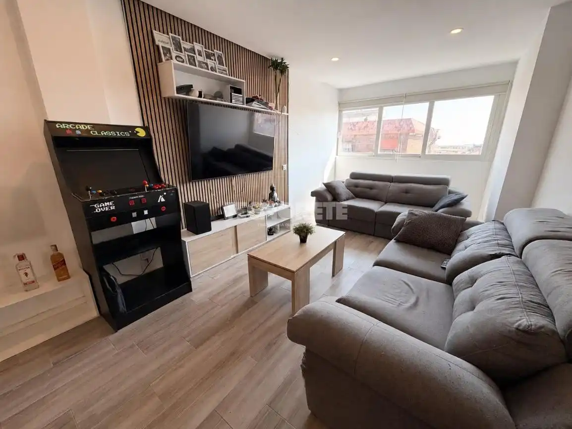 Sala de estar de Piso en venta en Illescas con Aire acondicionado, Calefacción y Terraza