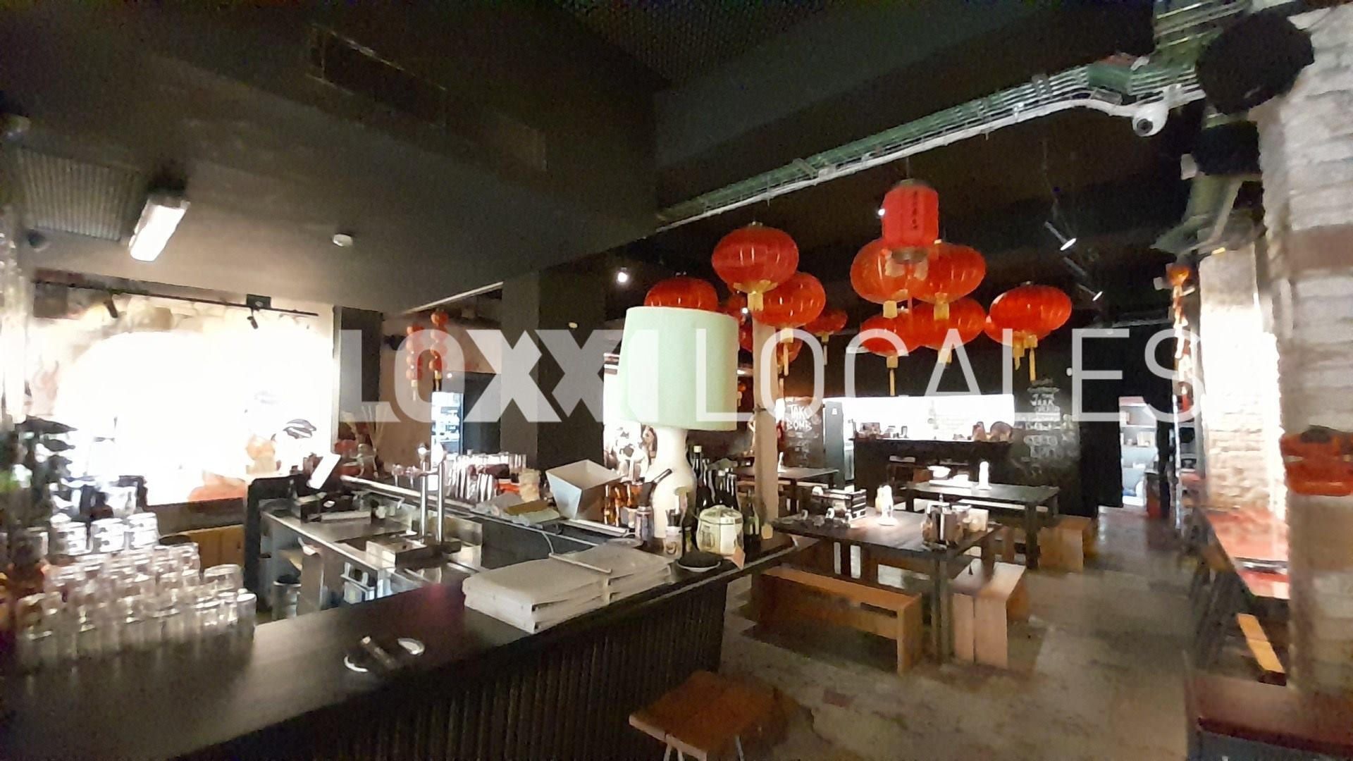 Local en traspaso en  Barcelona Capital con Aire acondicionado