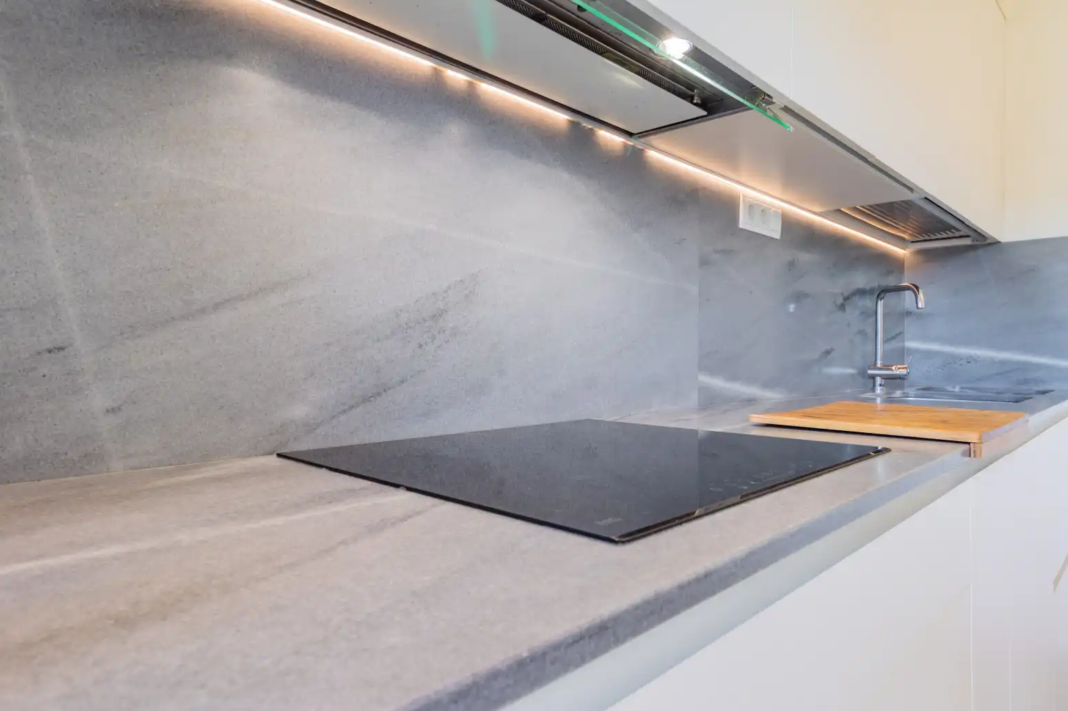 Cocina de Piso en venta en Estella / Lizarra con Calefacción, Jardín privado y Terraza
