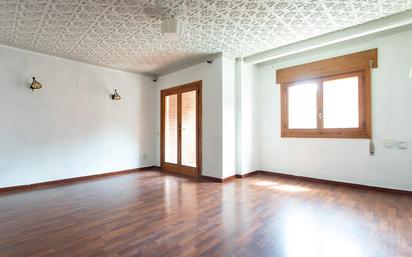 Living room of Flat for sale in Colmenar Viejo  with Air Conditioner, Terrace and Balcony