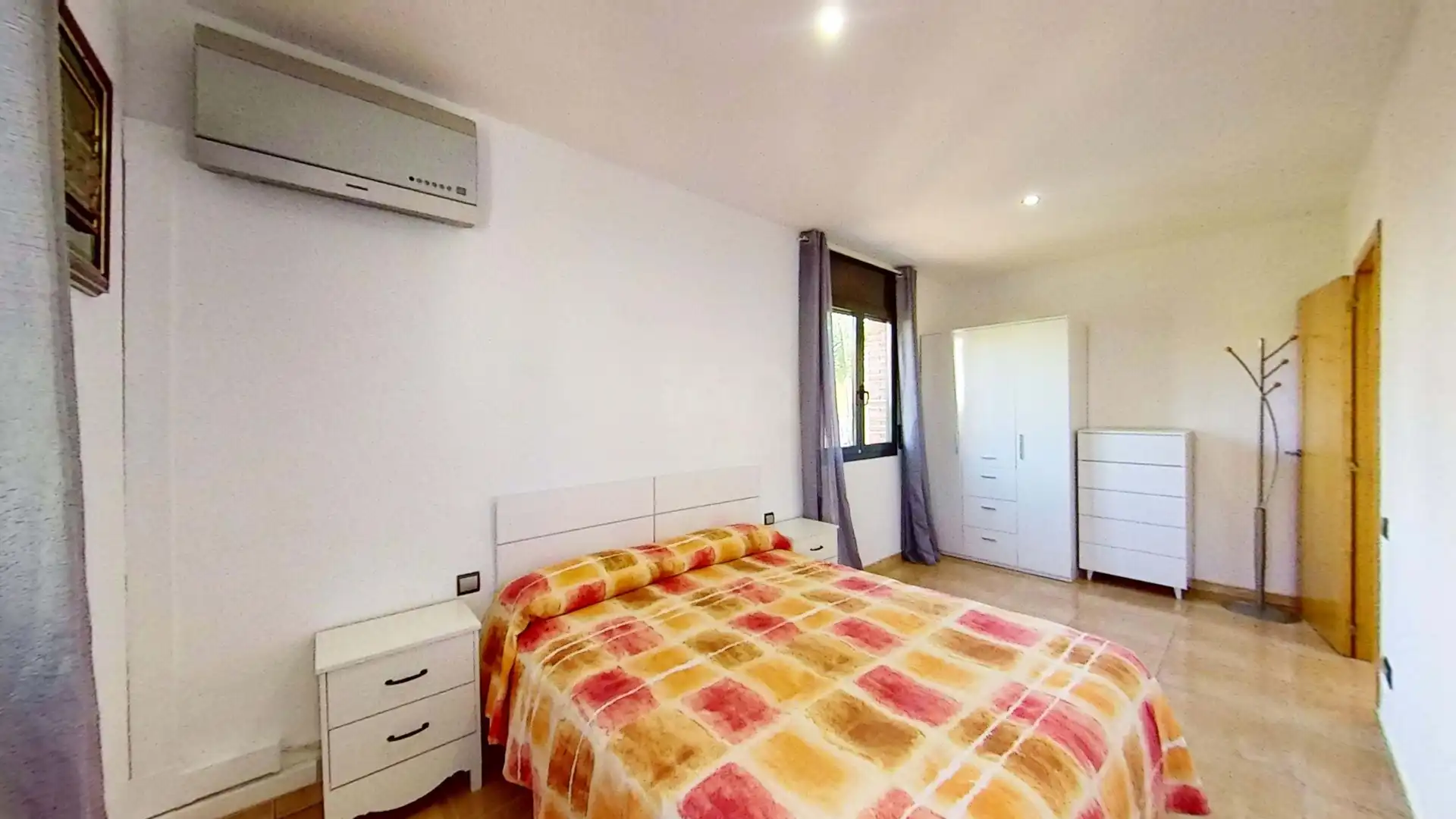 Habitación de Casa o chalet en venta en El Vendrell con Aire acondicionado, Calefacción y Terraza