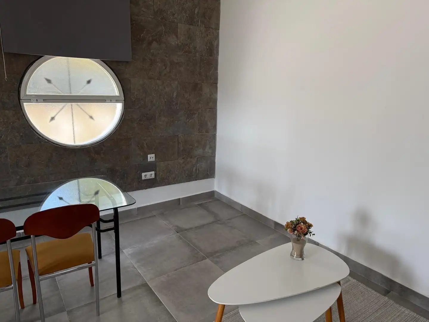 Comedor de Piso para compartir en Chiclana de la Frontera con Jardín privado y Amueblado
