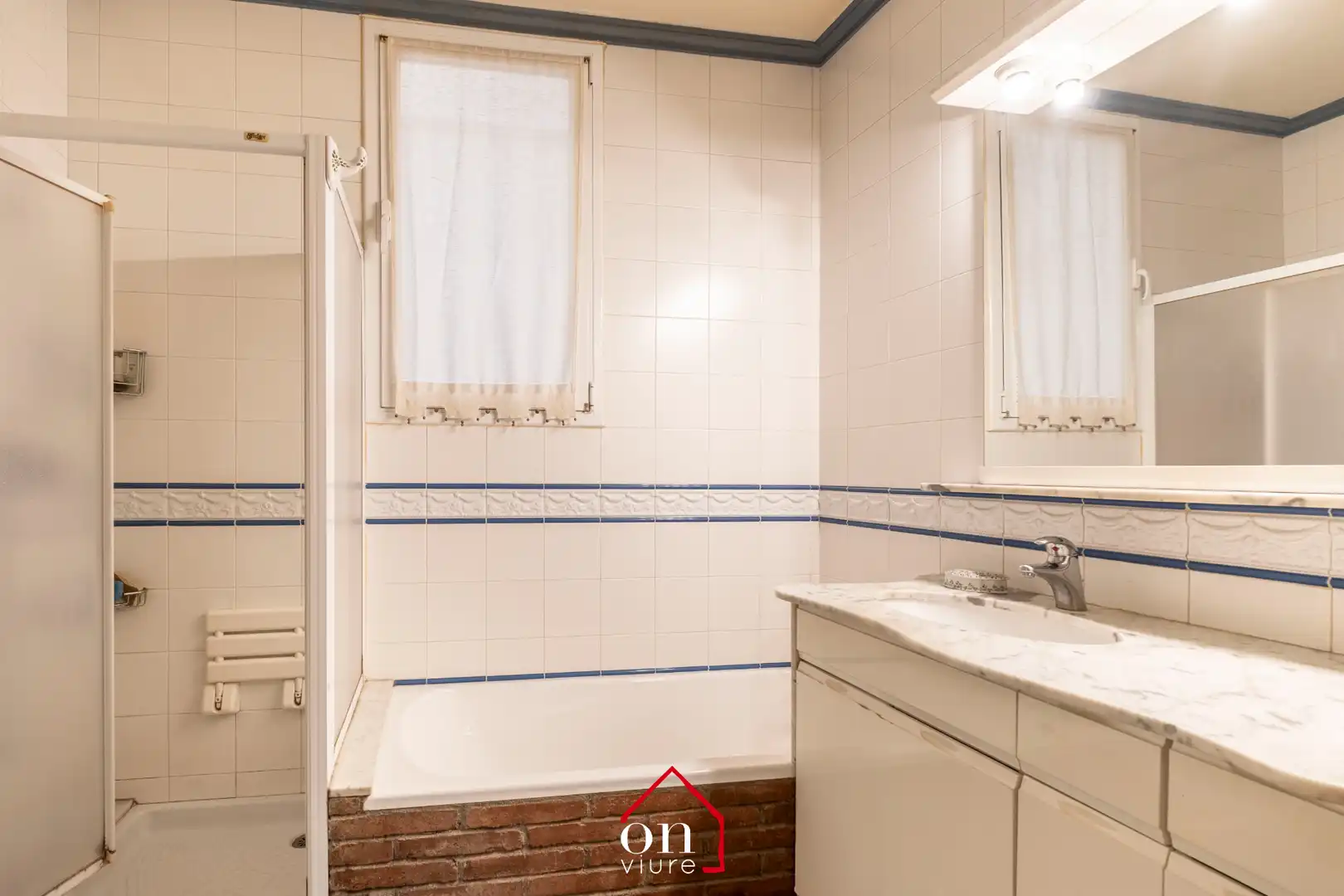 Baño de Piso en venta en Terrassa con Calefacción, Horno y Internet
