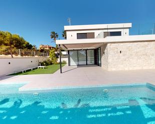 Piscina de Casa o xalet en venda en Orihuela amb Calefacció, Jardí privat i Terrassa