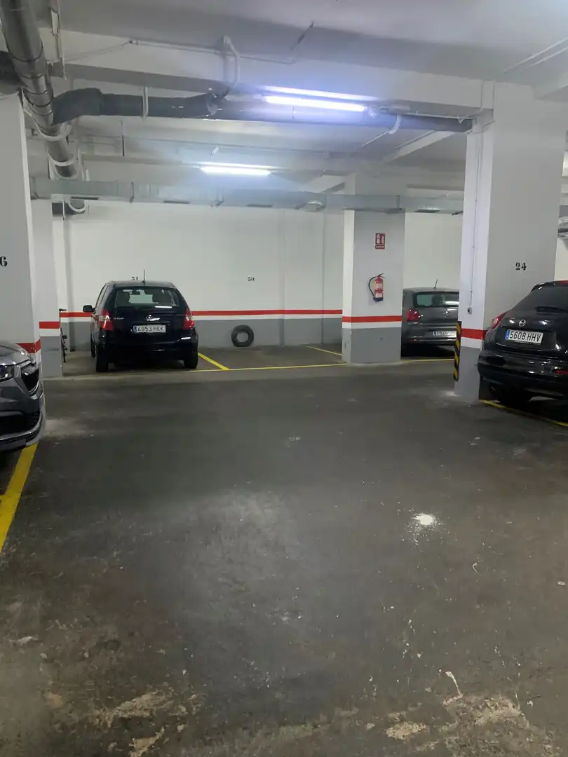 Einzelparkplatz zur Miete in Carrer de Déu i Mata 150, imagen 8