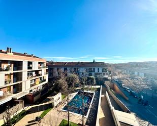 Exterior view of Duplex for sale in Sant Cugat del Vallès  with Air Conditioner, Heating and Parquet flooring