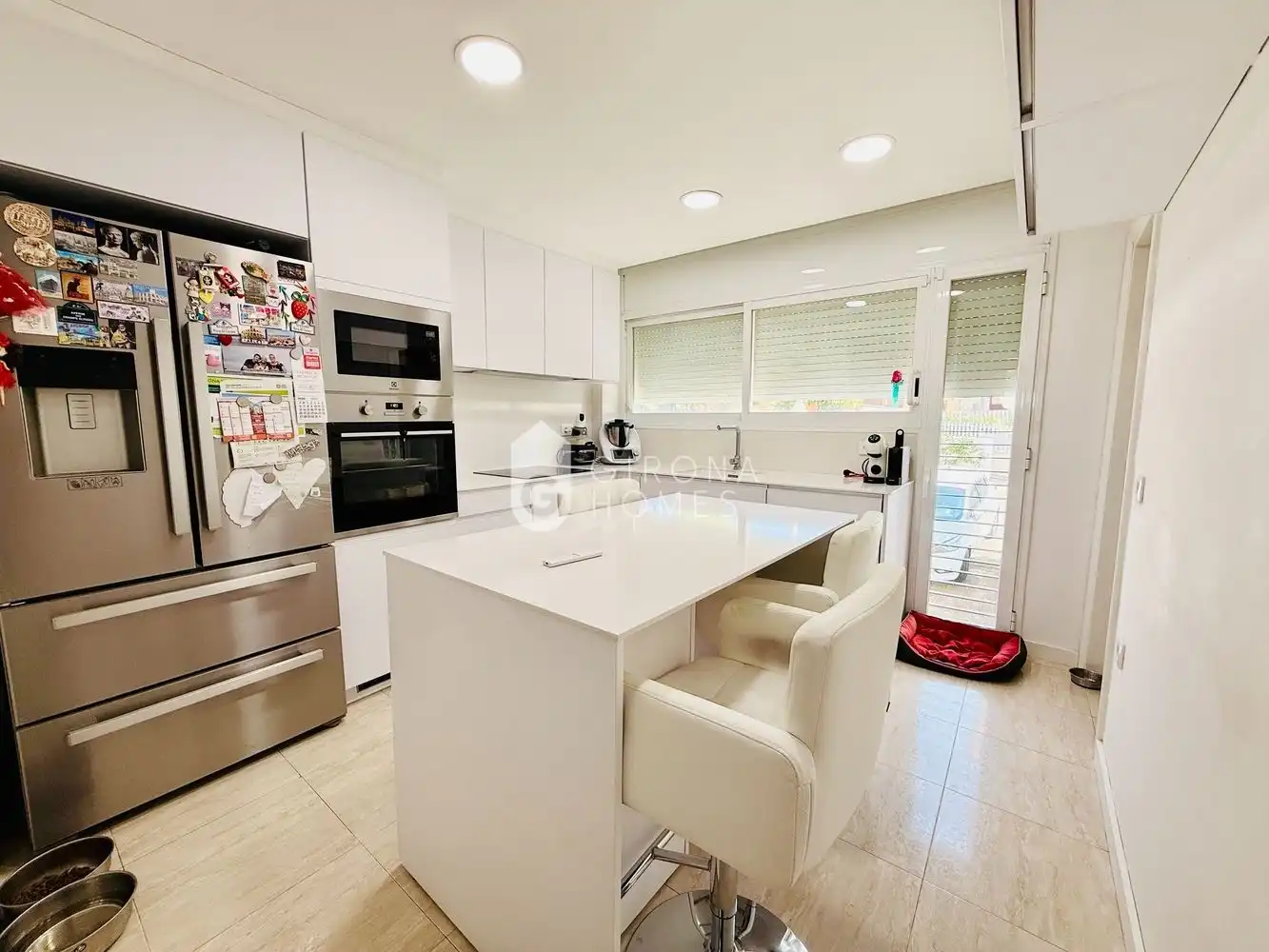 Cocina de Casa adosada en venta en Girona con Aire acondicionado, Calefacción y Terraza