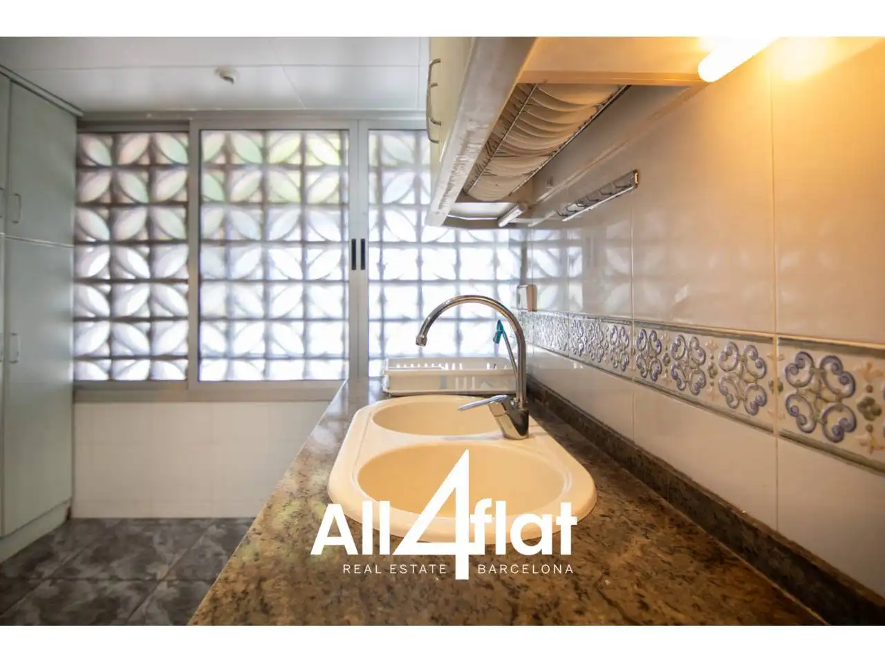 Kitchen of Flat for rent in Castelldefels  with Air Conditioner, Furnished and Balcony