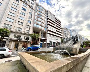 Vista exterior de Pis en venda en Vigo  amb Calefacció, Parquet i Traster