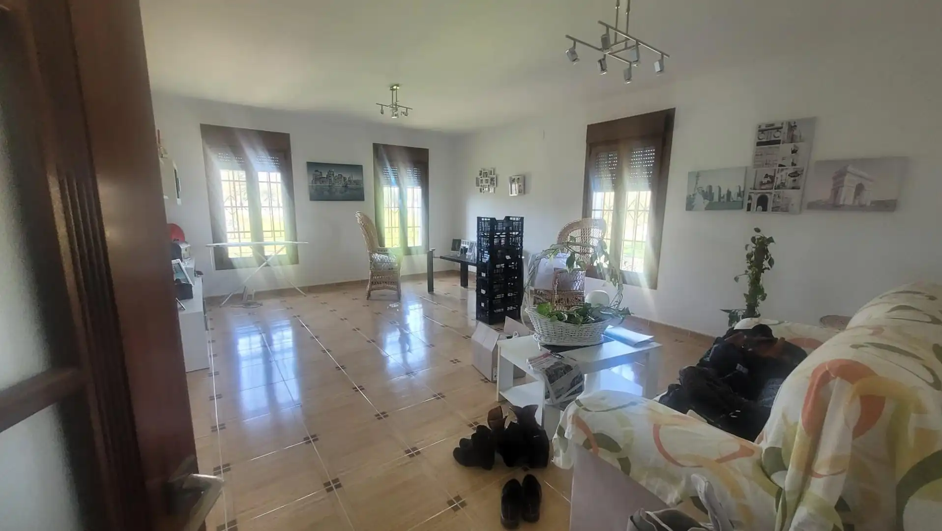 Sala de estar de Casa o chalet en venta en Casar de Cáceres con Aire acondicionado, Calefacción y Trastero