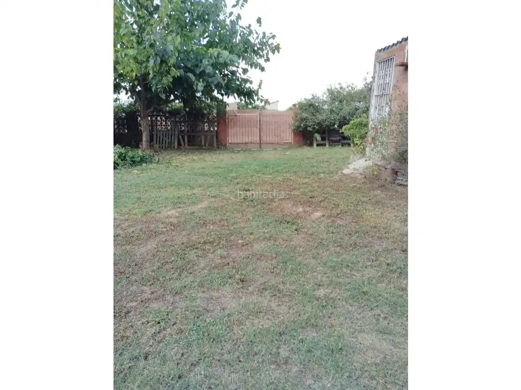 Terreno residencial en venta en Calle Pelica