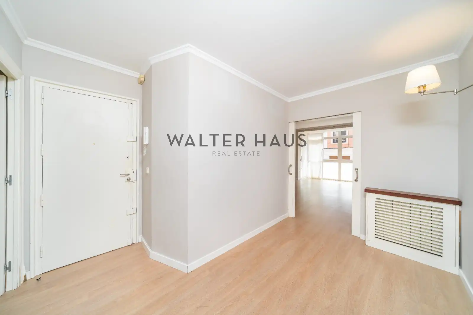 Wohnung zum Verkauf in Barcelona mit Klimaanlage, Heizung und Parkett