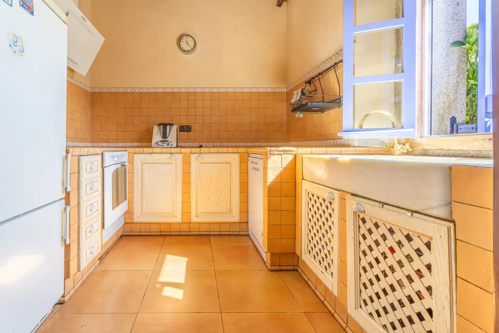 Cocina de Casa o chalet en venta en O Pino  con Calefacción, Jardín privado y Terraza