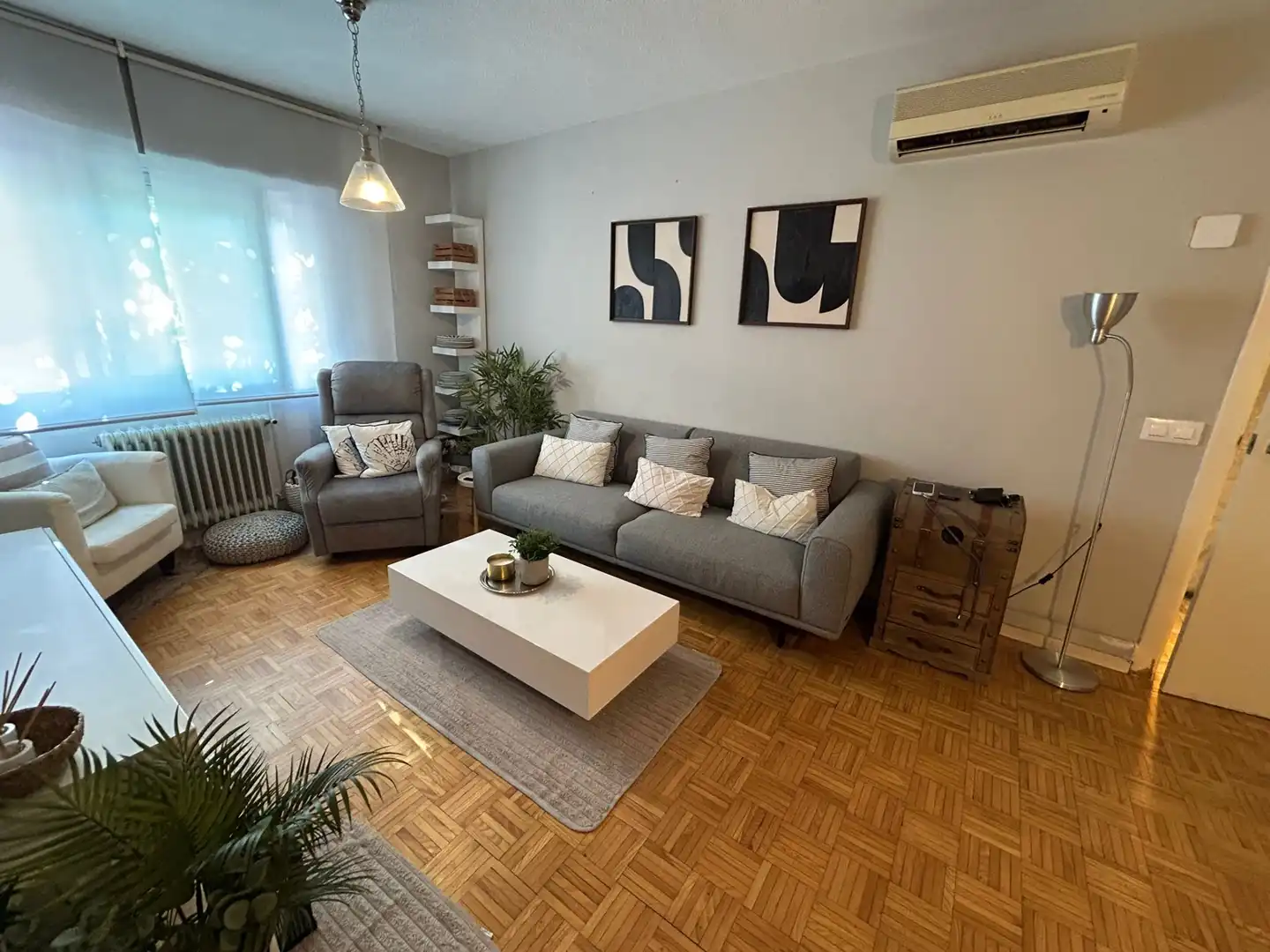 Sala d'estar de Pis en venda en Mejorada del Campo amb Aire condicionat, Calefacció i Parquet