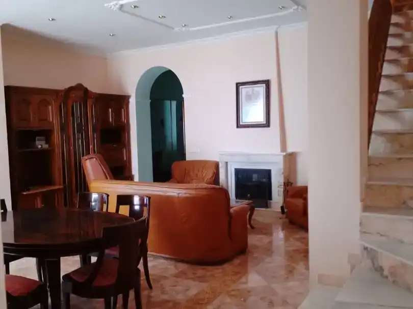 Sala d'estar de Pis en venda en Valencia del Ventoso amb Aire condicionat, Traster i Moblat