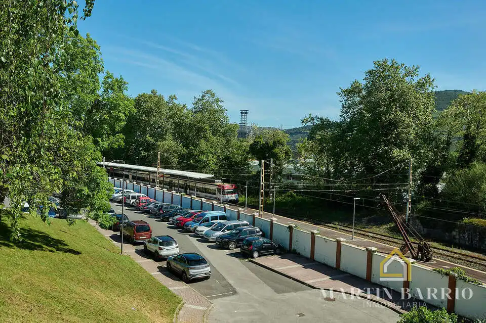 Parking de Piso en venta en Muskiz con Calefacción, Jardín privado y Amueblado