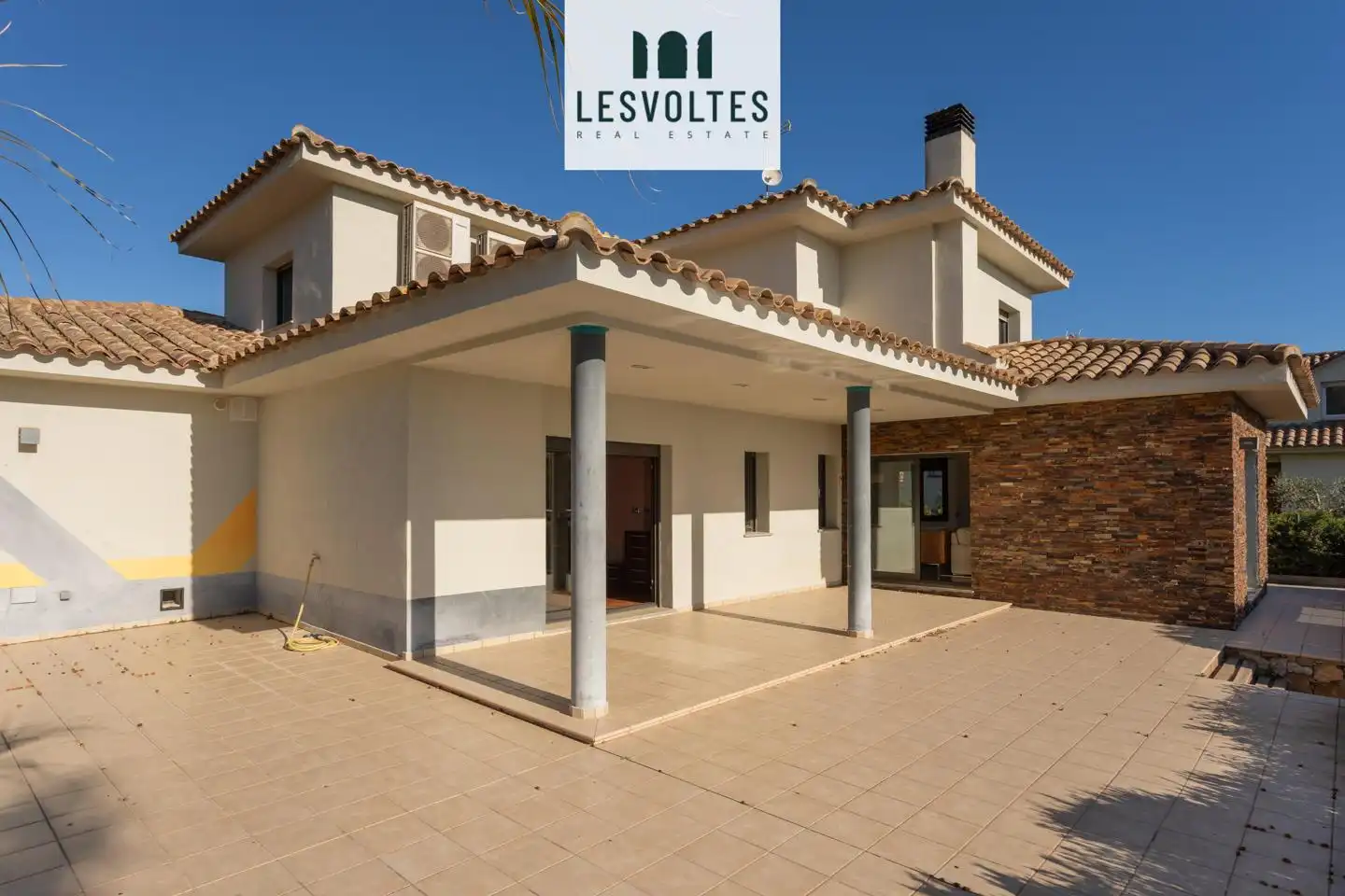 Exterior view of Houses for sale in L'Estartit  with Air Conditioner, Heating and Private garden