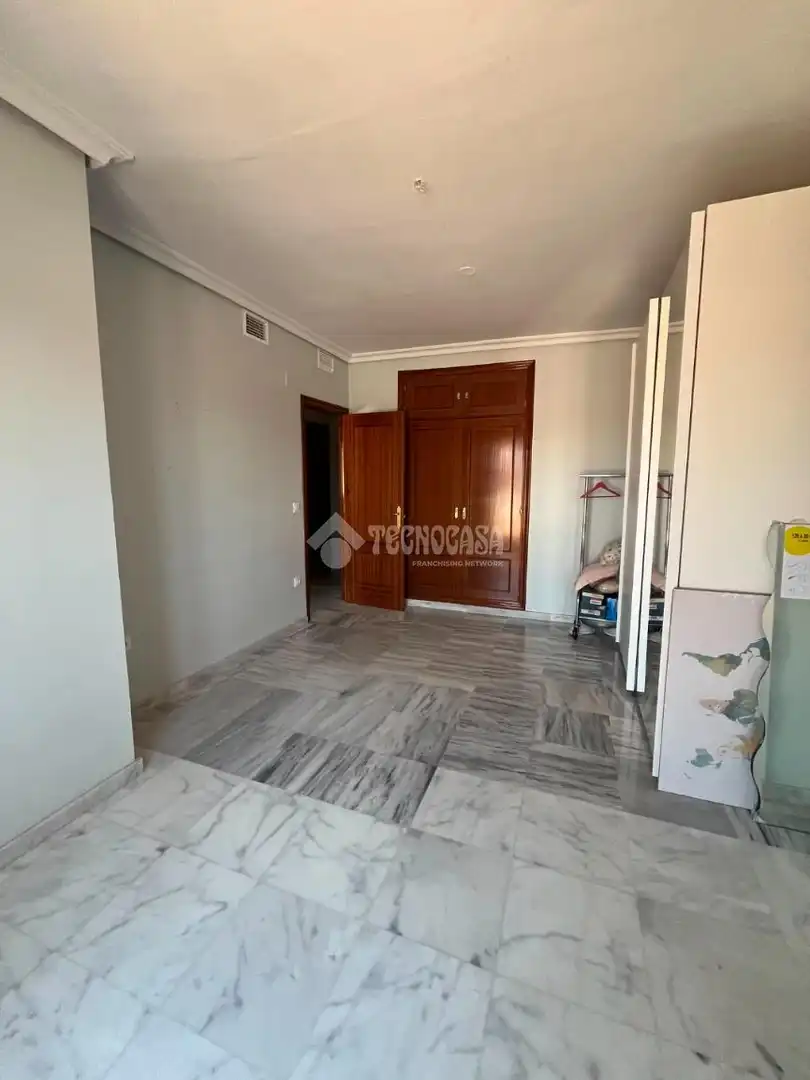 Habitación de Casa o chalet en venta en Alcalá de Guadaira con Aire acondicionado, Terraza y Amueblado