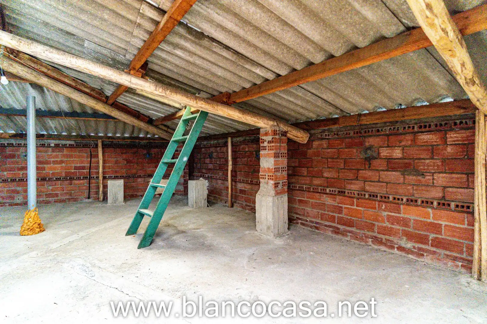 Casa o chalet en venta en Malpica de Bergantiños con Calefacción, Trastero y Amueblado