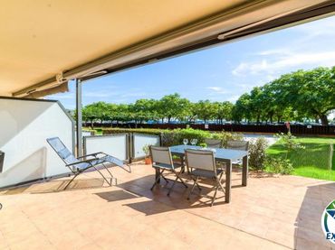 Appartamento con piscina in vendita a Paseo Maritim 39