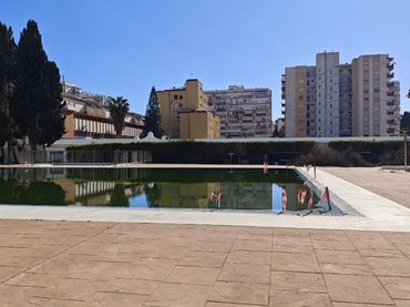 Flat with pool for sale in Avenida Antonio Toré Toré 22