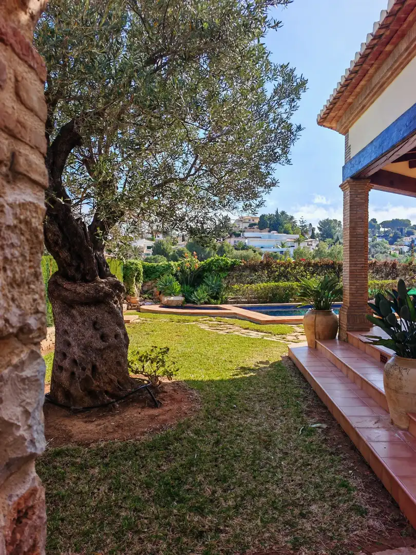Garden of Houses for sale in Dénia  with Air Conditioner, Heating and Private garden