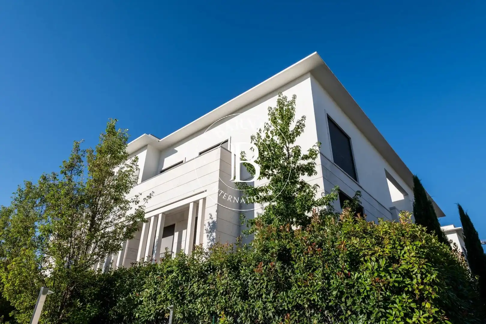 Exterior view of Flat for rent in Madrid  with Air Conditioner, Terrace and Furnished