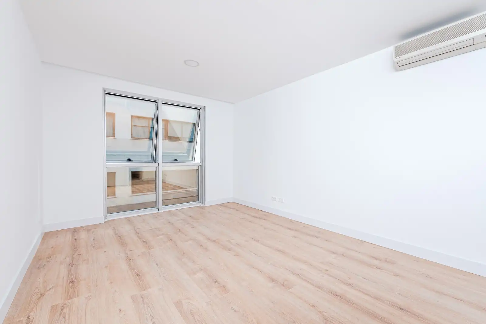 Estudio en venta en Madrid con Aire acondicionado, Terraza y Trastero