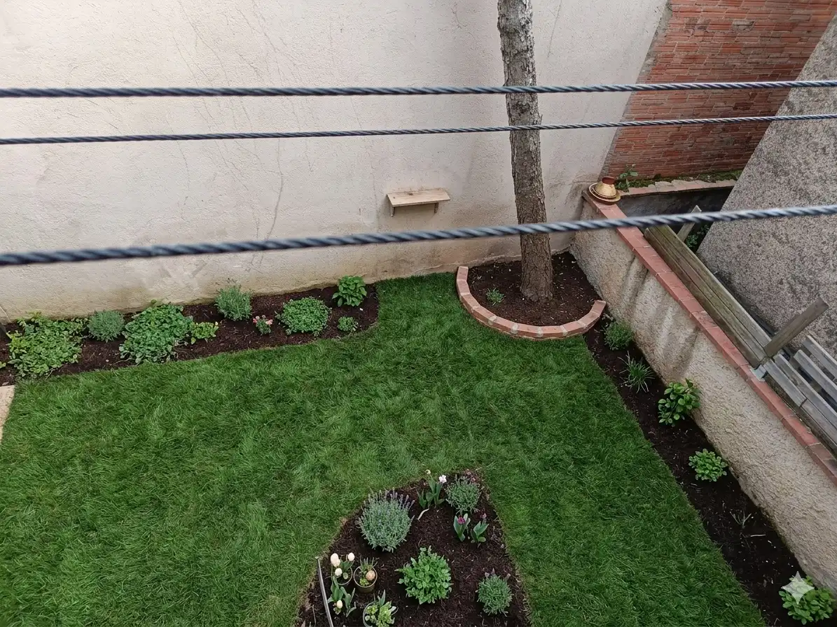 Garden of Houses for sale in Olot  with Air Conditioner, Heating and Terrace