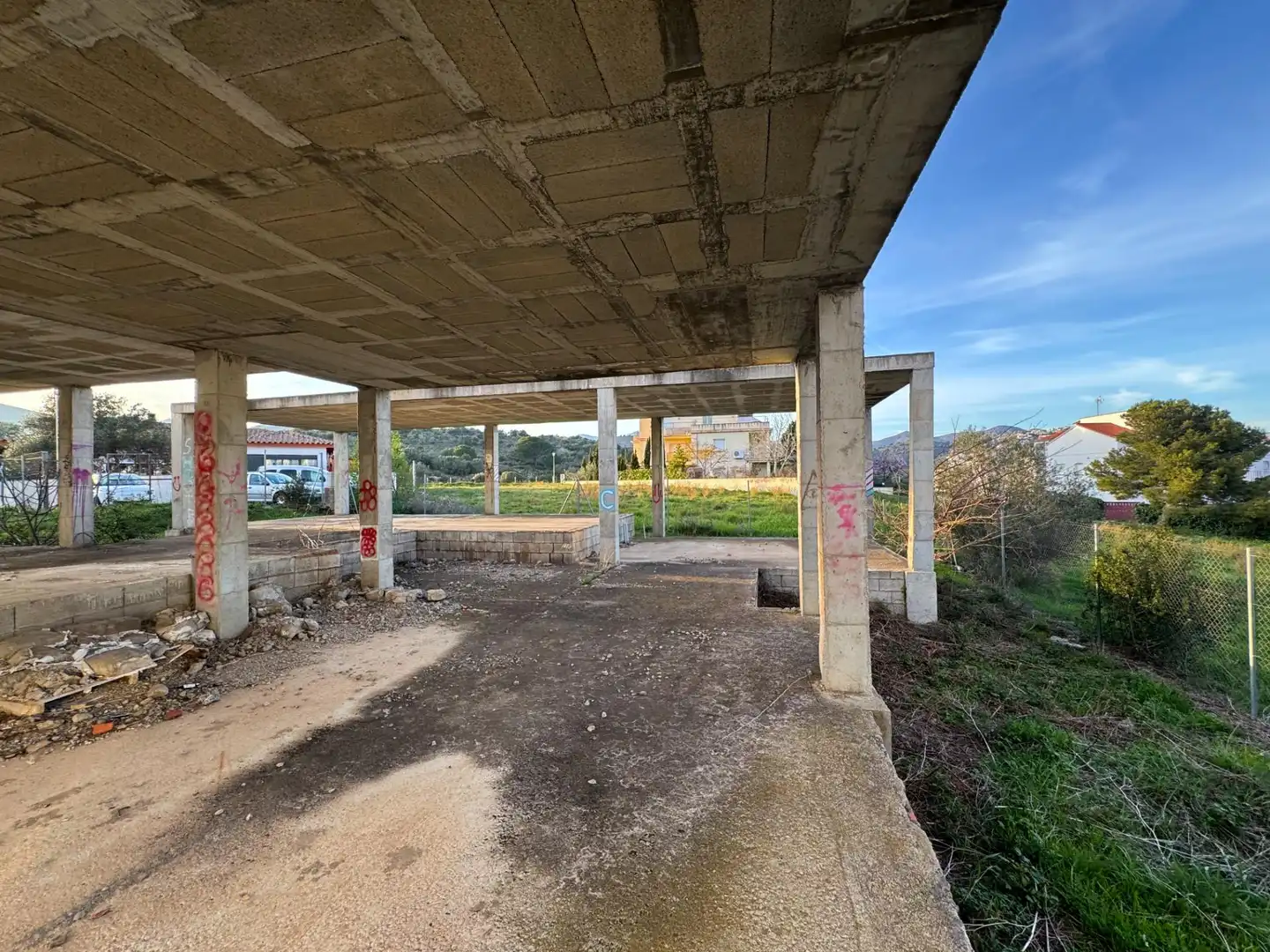Parkplatz von Gebäude zum Verkauf in Llançà