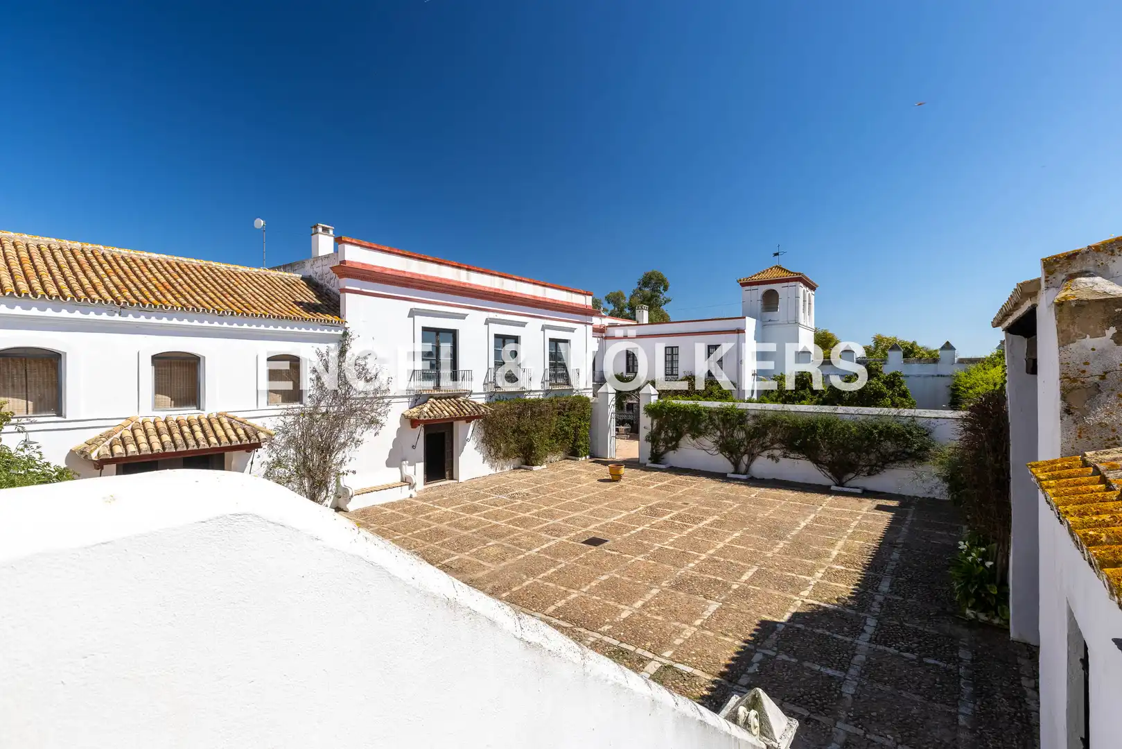 Vista exterior de Casa o chalet en venta en Carmona con Calefacción, Jardín privado y Terraza