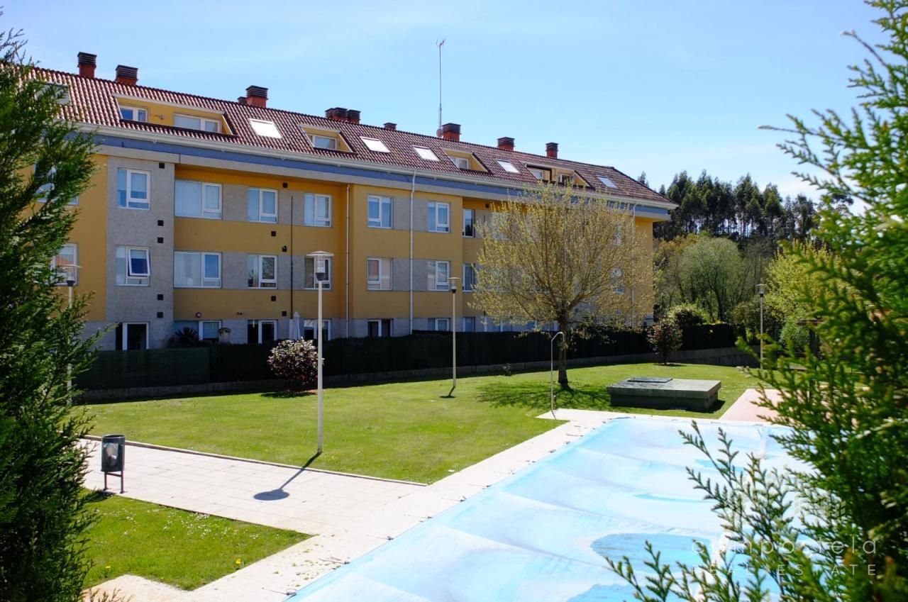 Vista exterior de Pis de lloguer en Teo amb Calefacció, Traster i Piscina