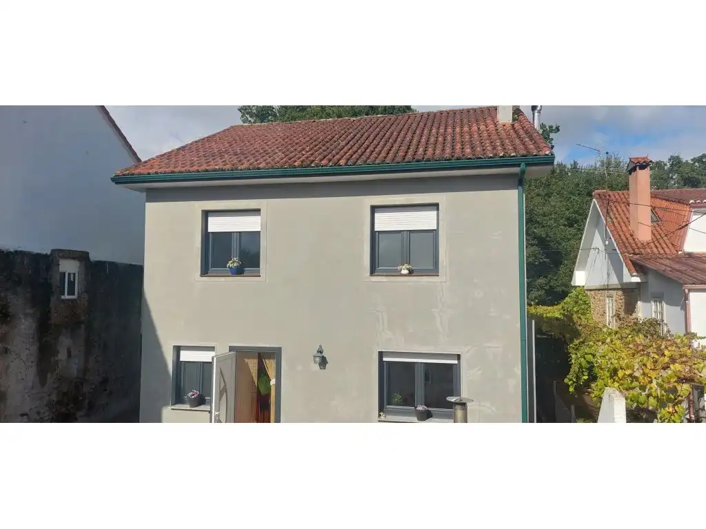 Vista exterior de Casa o chalet en venta en Santiago de Compostela 