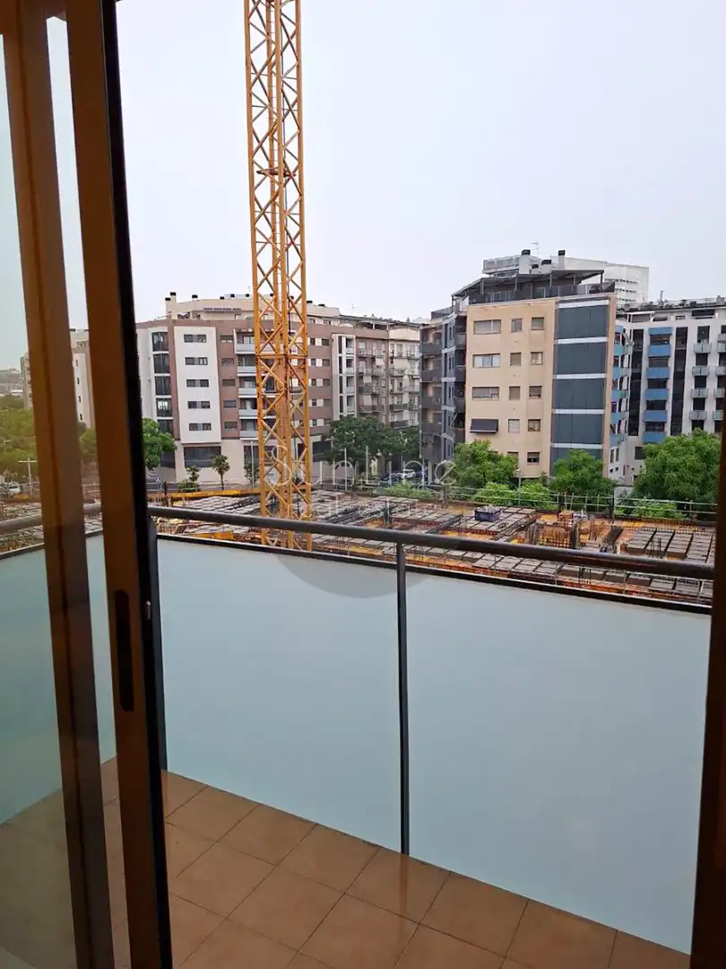 Piso con terraza en venta en Carrer de Montreal 76, imagen 8