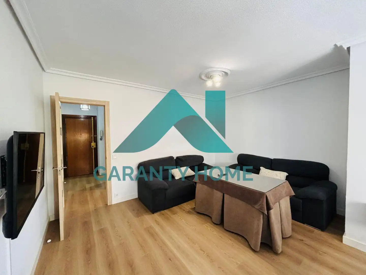 Flat for rent in Cáceres  with Air Conditioner and Furnished
