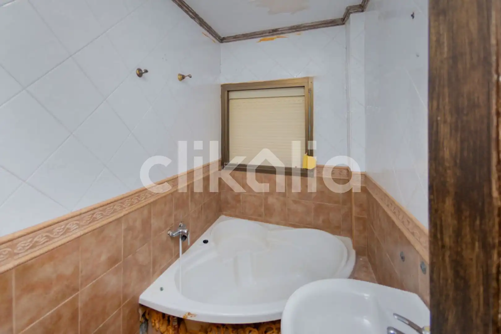 Bany de Casa o xalet en venda en Motril amb Terrassa i Traster